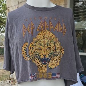 Def Leppard Pyromania Distressed Cut Off T-Shirt Grey Leopard Crawling L/XL